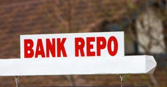 RBI retained Repo Rate at 5.25% and projected GDP growth at 6.9%